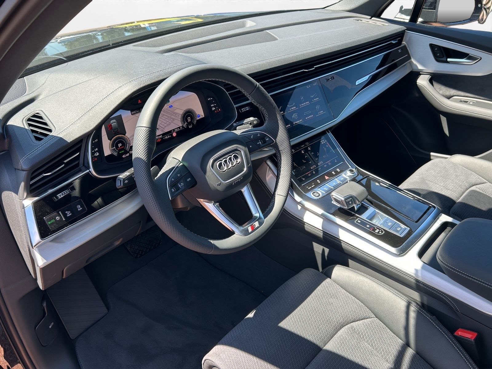 Audi Q7 SUV 55 TFSI e quattro 290 kW tiptronic