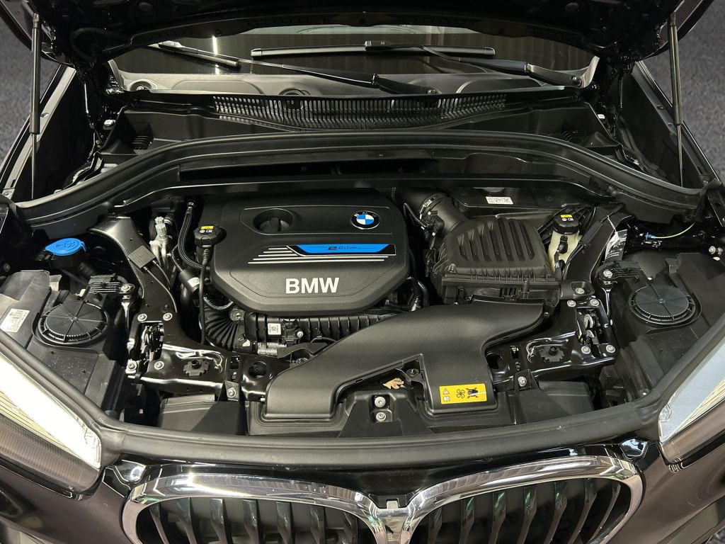 BMW X1 xDrive25e Advantage - Samsaru's Car Outlet