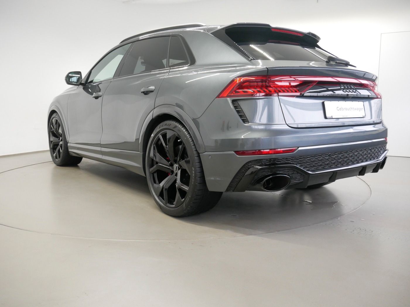 Audi RSQ8 tiptr. KERAMIK MATRIX AHK HEAD-UP Stdhzg.