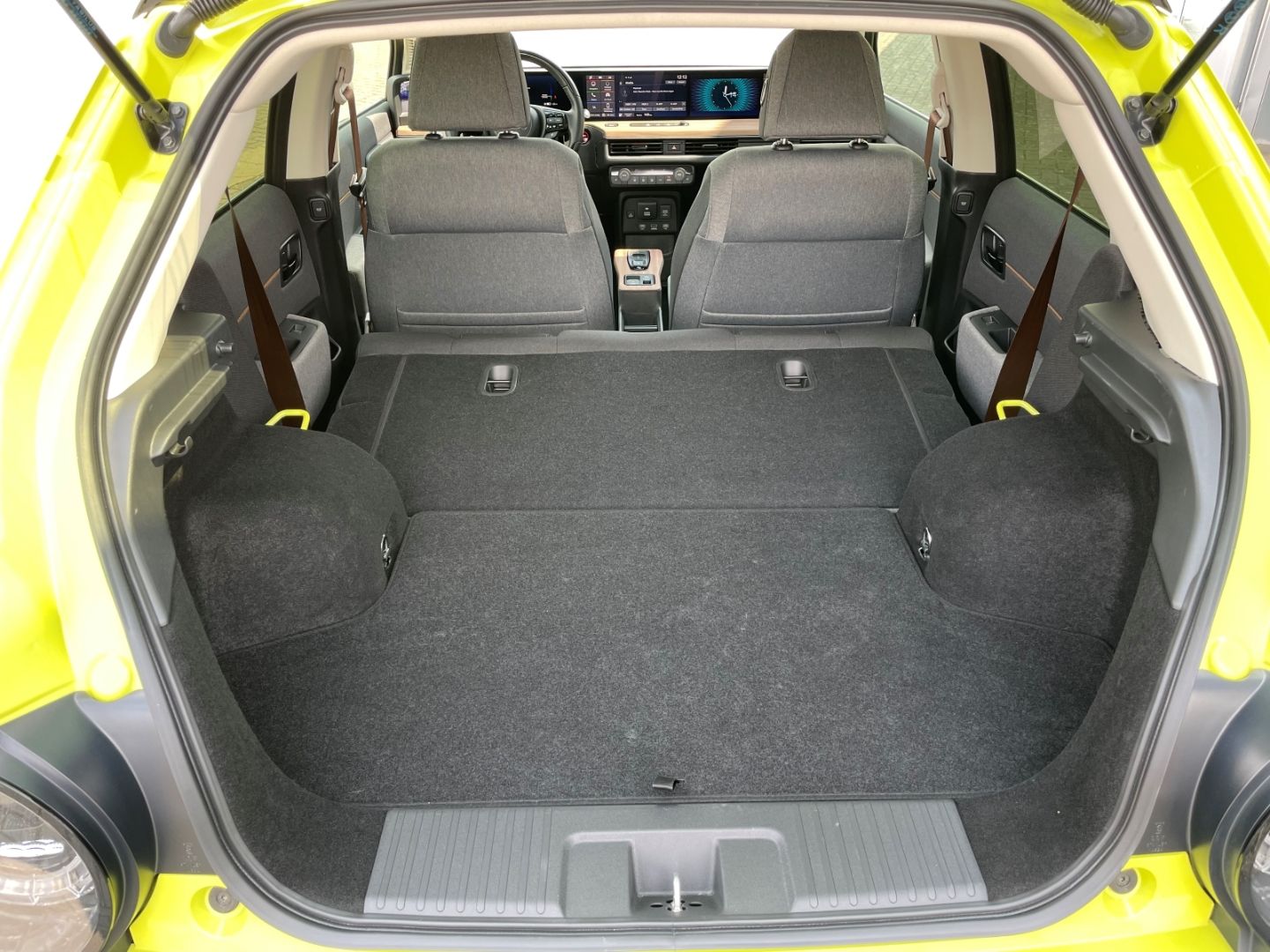 Honda e Advanc Park-Assistent Panorama Navi Soundsyste