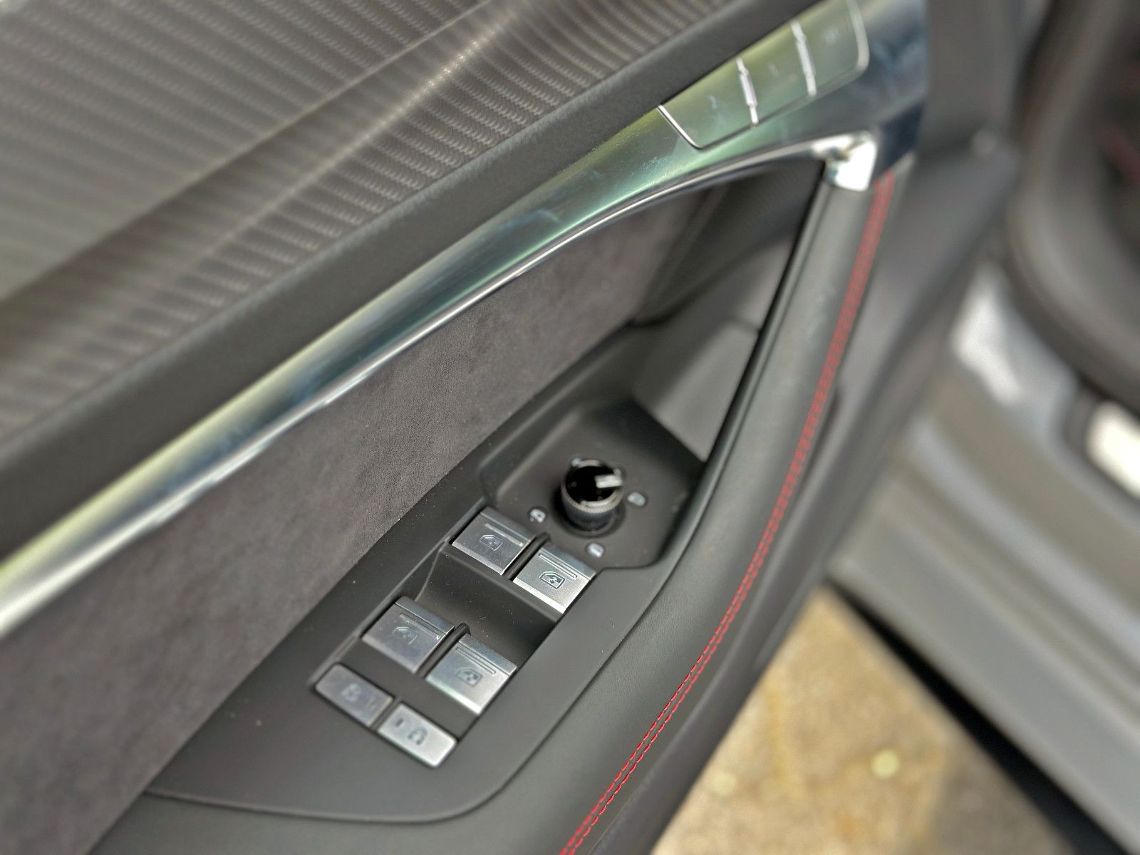 Audi RS6 Avant BLACK PANO HUD NIGHT STHZG B&O 280km/h
