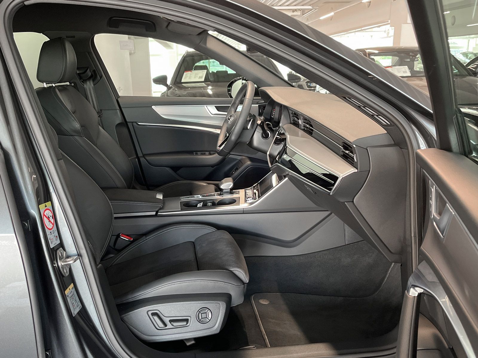 Audi A6 Limousine 40 TDI S tronic S LINE - Samsaru's Car Outlet