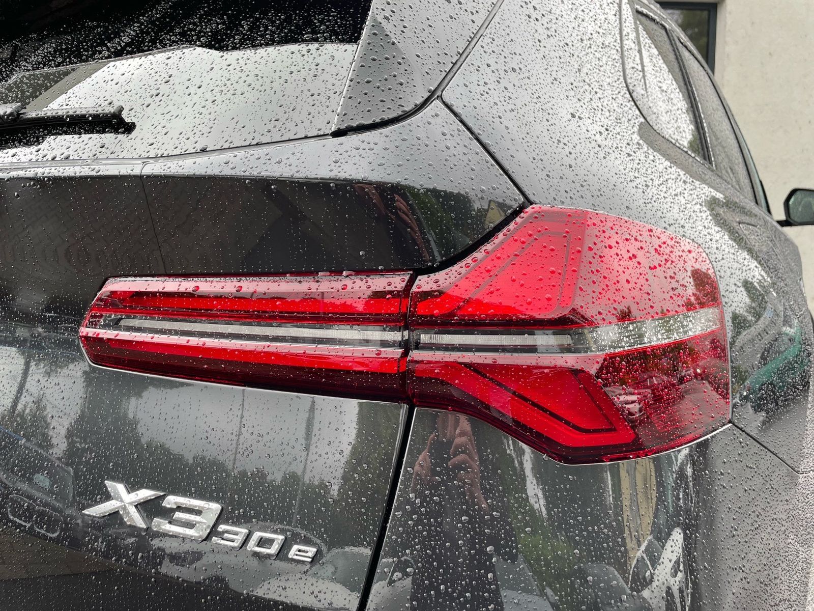 BMW X3 30e xDrive || M Sport Pro AHK Pano H&K 360°