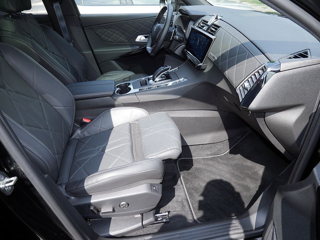 DS Automobiles DS 7 Crossback Rivoli E-Tense 225 ACC LED PANO