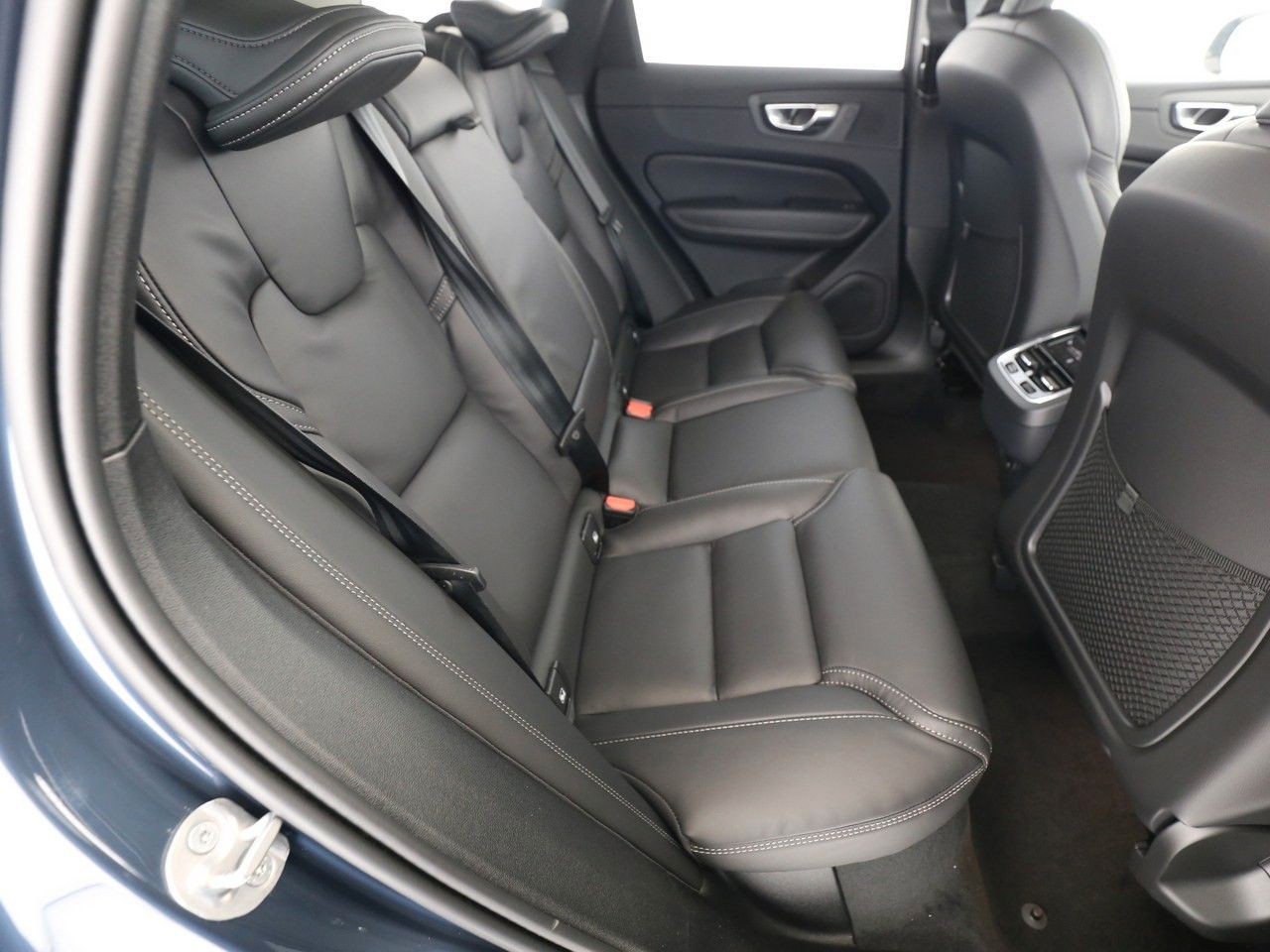 Volvo XC60 Ultimate Dark*LuftFW*21Zoll*Massage*Standh*