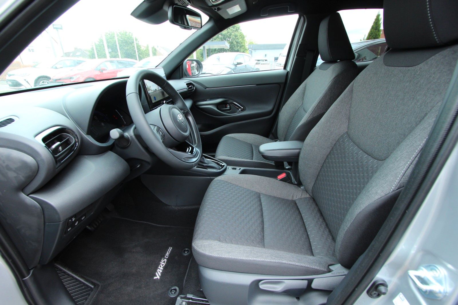 Toyota Yaris Cross Teamplayer*Safety-WinterPaket*Kamera