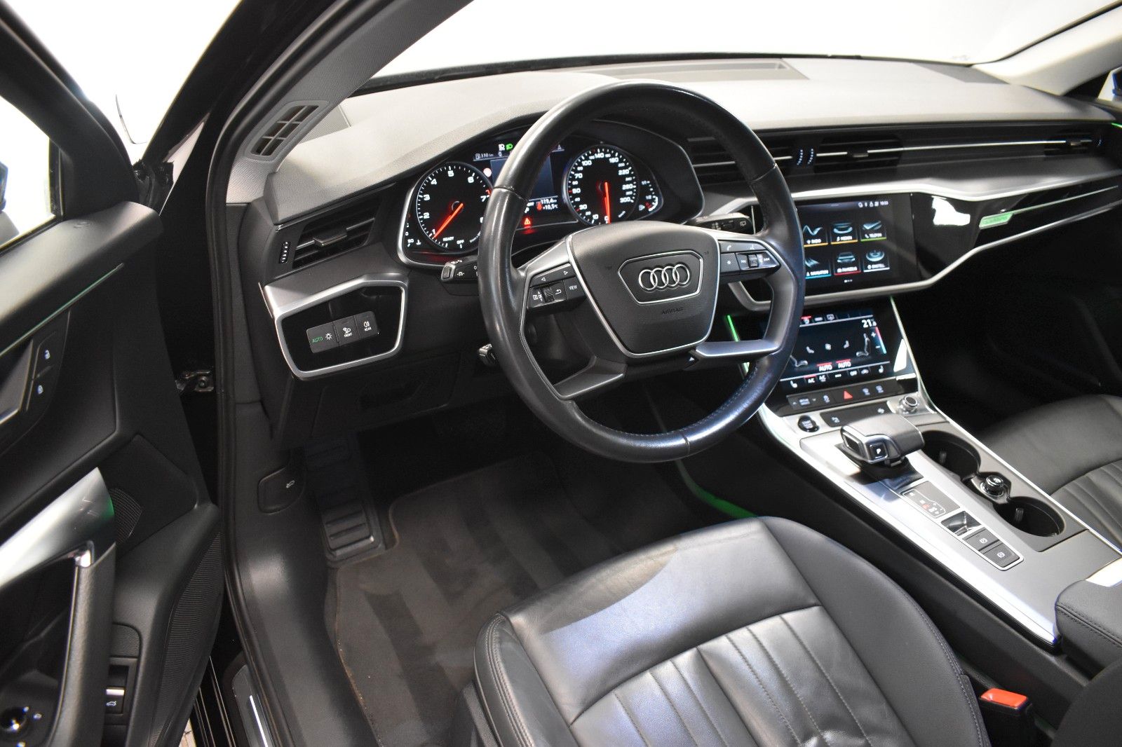 Audi A6 45TFSI quattro S-LINE - Samsaru's Car Outlet