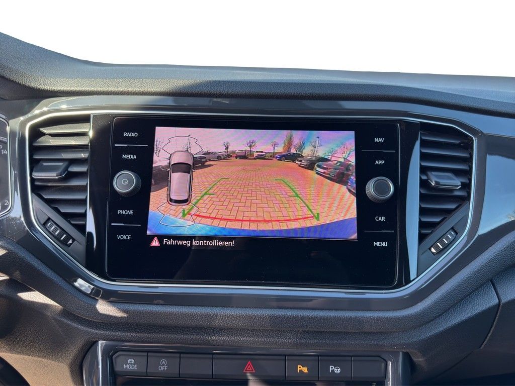 Volkswagen T-Roc 1.5 TSI DSG Sport - Samsaru's Car Outlet