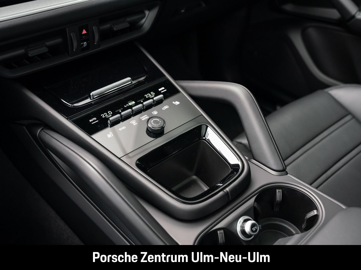 Porsche Cayenne Coupe InnoDrive Surround-View LED-Matrix