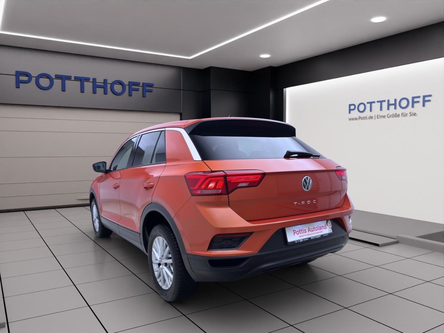 Volkswagen T-Roc 1.0 TSI - Samsaru's Car Outlet
