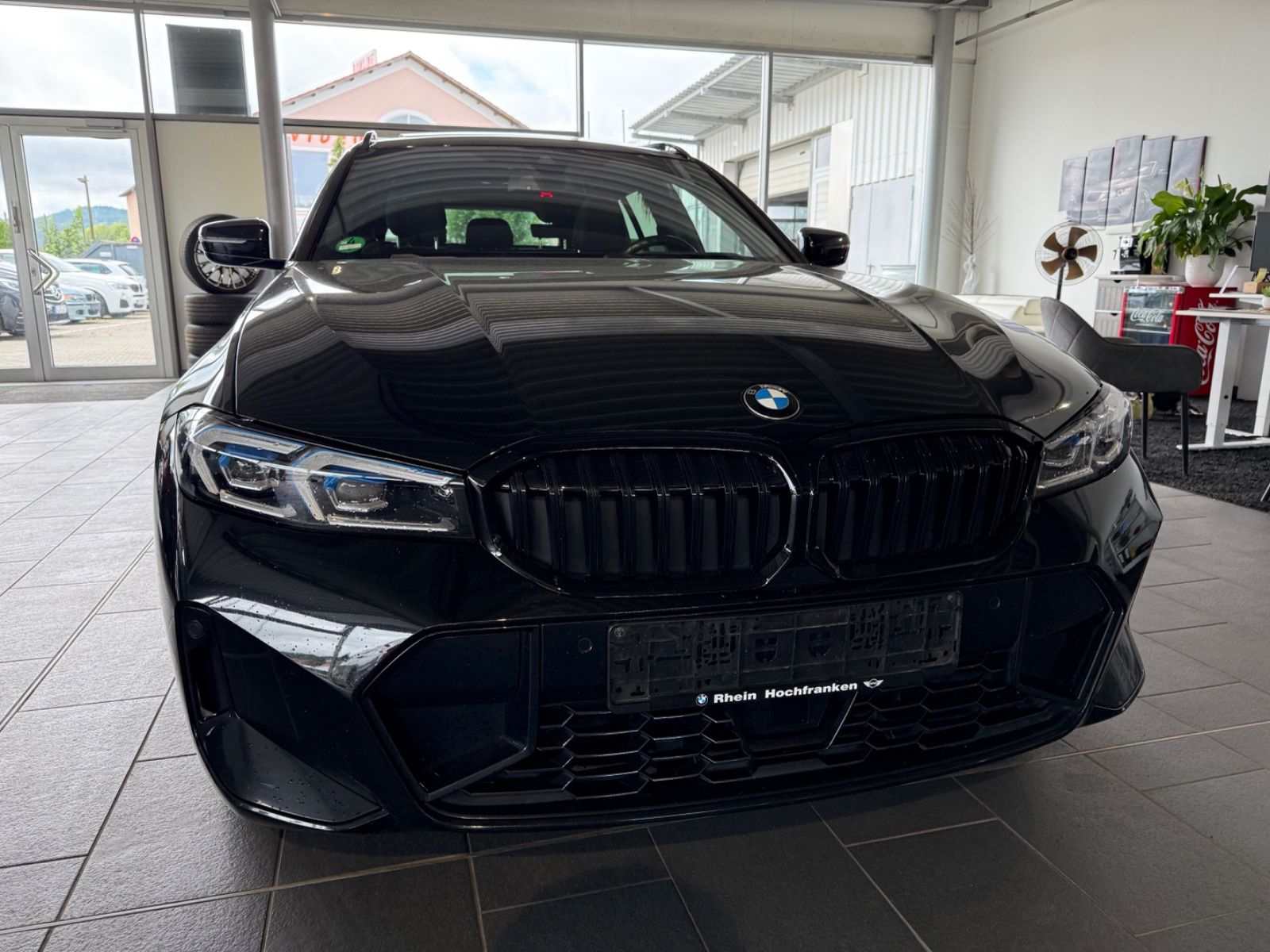 BMW 320d Touring M Sport - Samsaru's Car Outlet