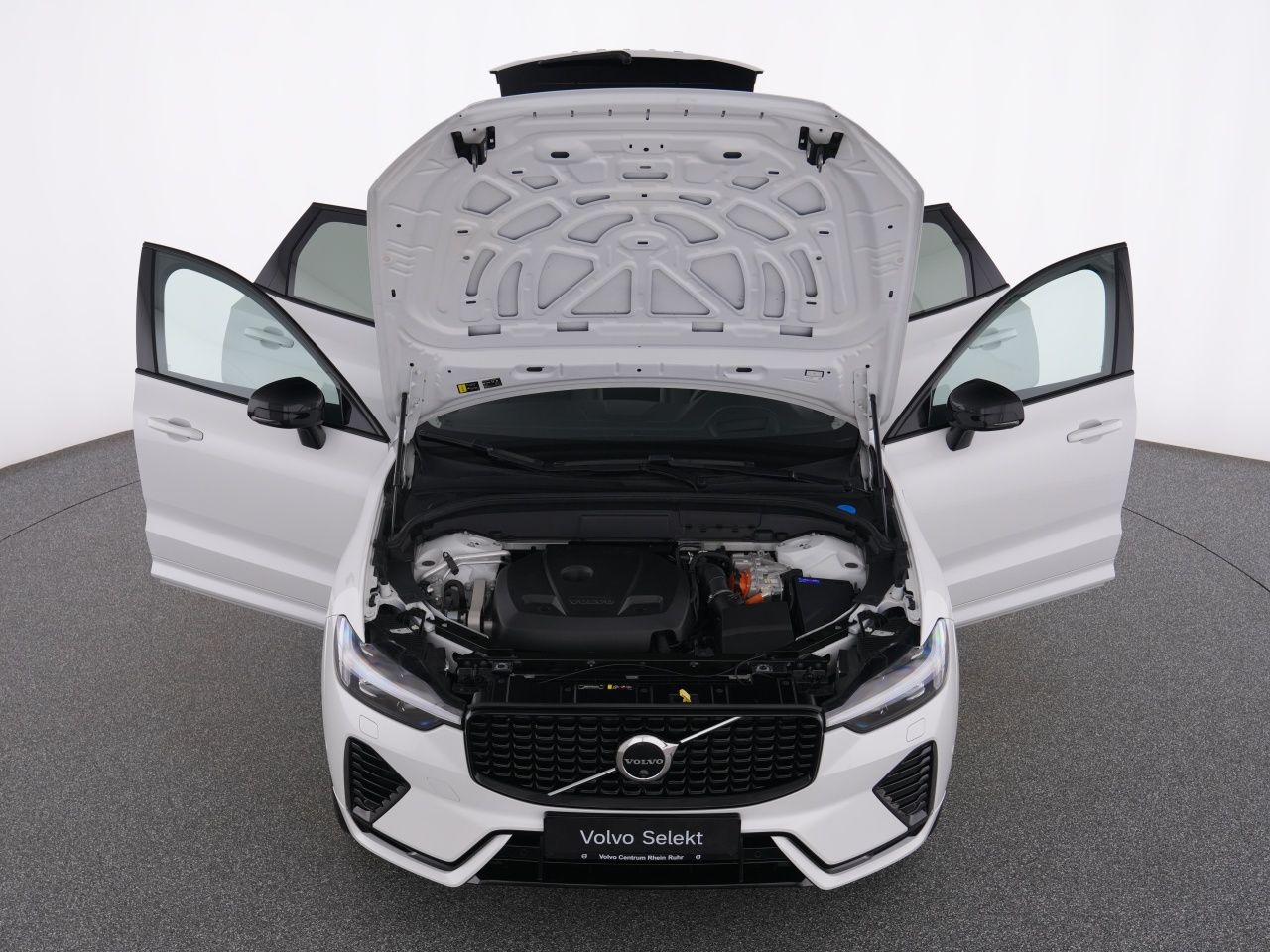 Volvo XC60 T8 Recharge Ultimate Dark+360°+PANO+LM