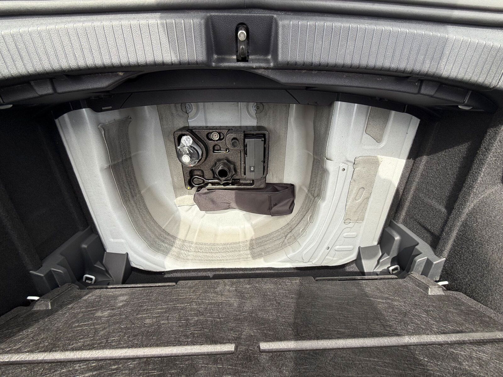 Volkswagen T-Cross 1.0 TSI Style - Samsaru's Car Outlet