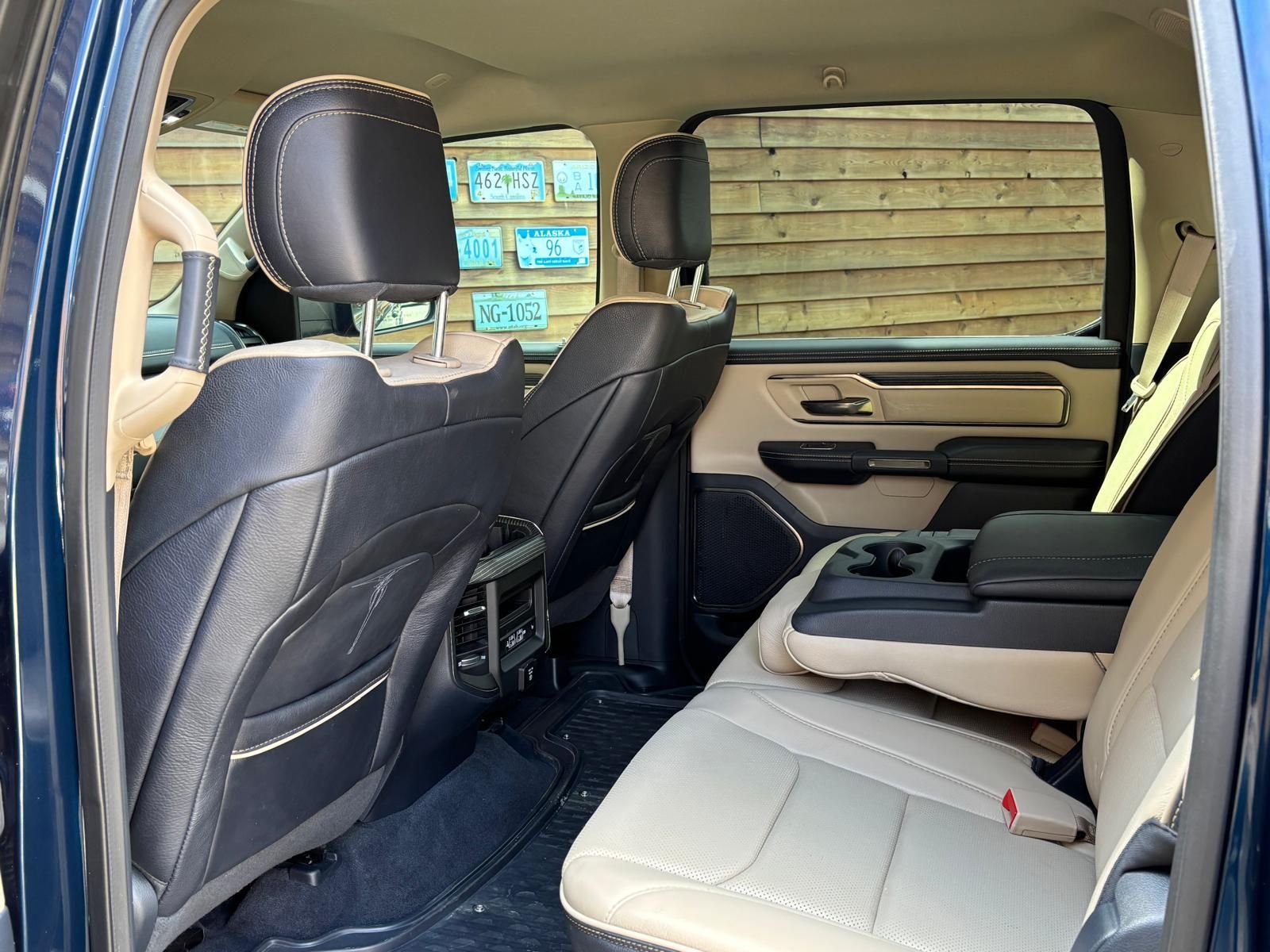 Dodge RAM 1500 5,7 Limited 360° 12´´ Navi H&K AHK