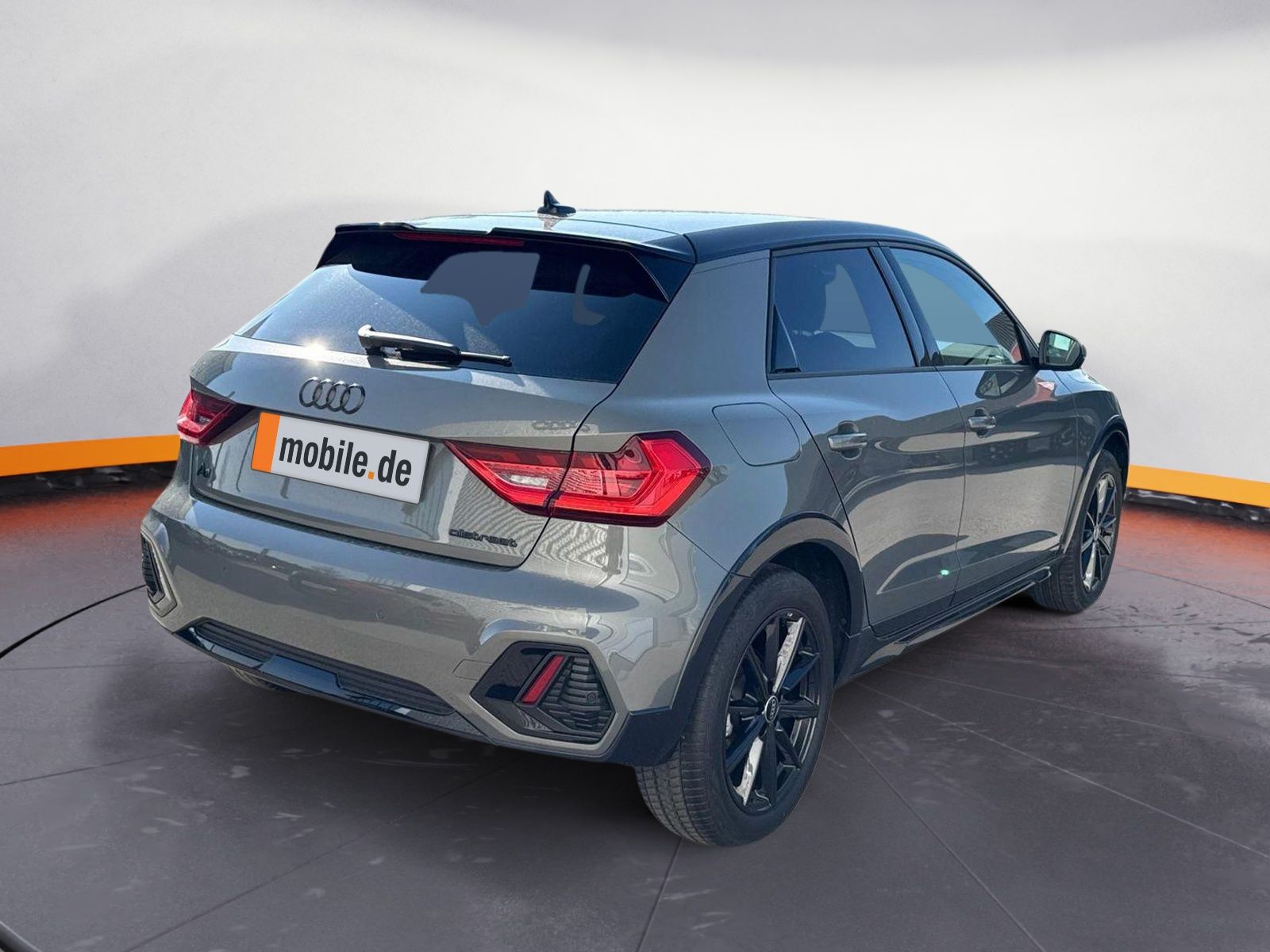 Audi A1 35 TFSI S line - Samsaru's Car Outlet