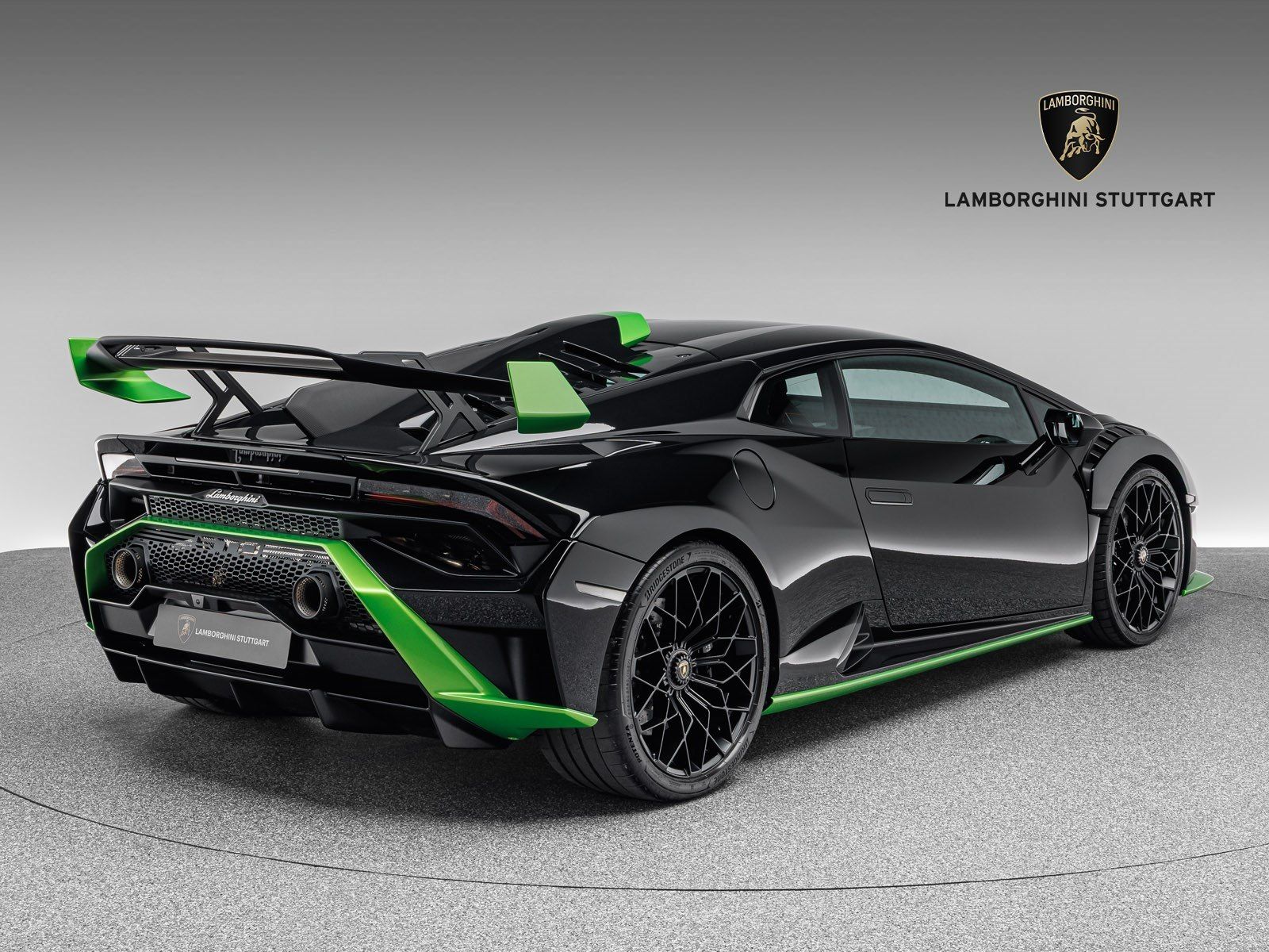 Lamborghini Huracán STO - Samsaru's Car Outlet