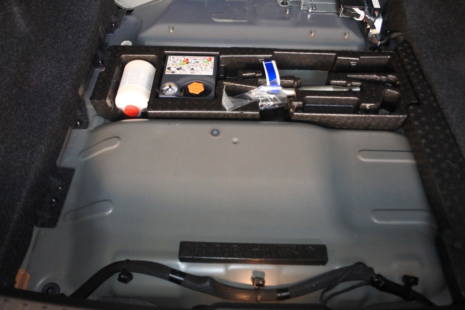 Volvo S60 T8 Ultimate Dark Recharge Plug-In Hybrid AWD