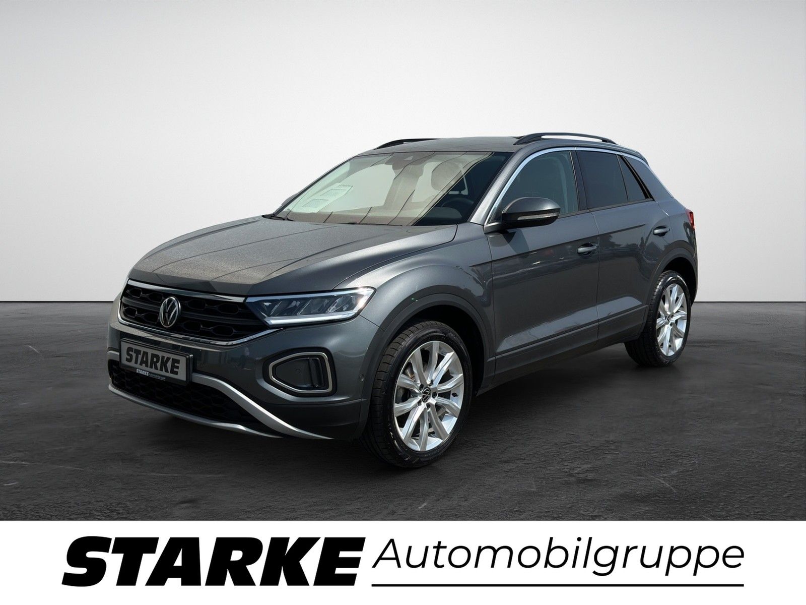Volkswagen T-Roc 1.5 TSI Life - Samsaru's Car Outlet
