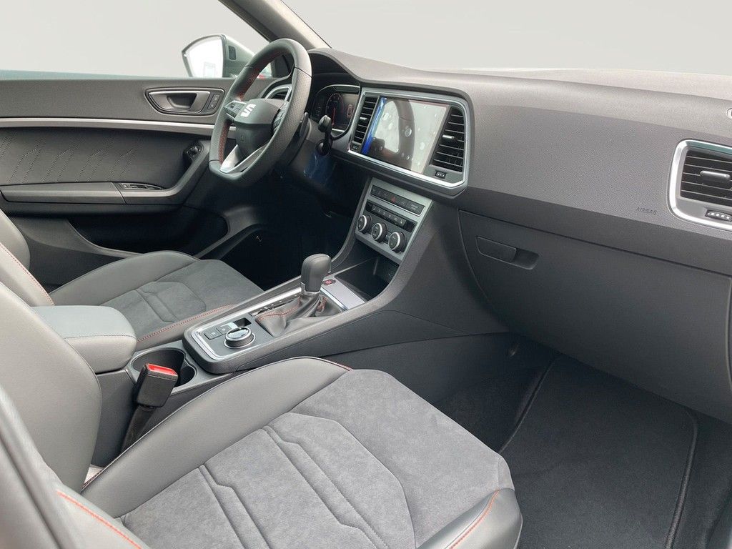 Seat Ateca 2.0 TSI DSG 4Drive FR AHK*LED*VIRTUAL*NAV*
