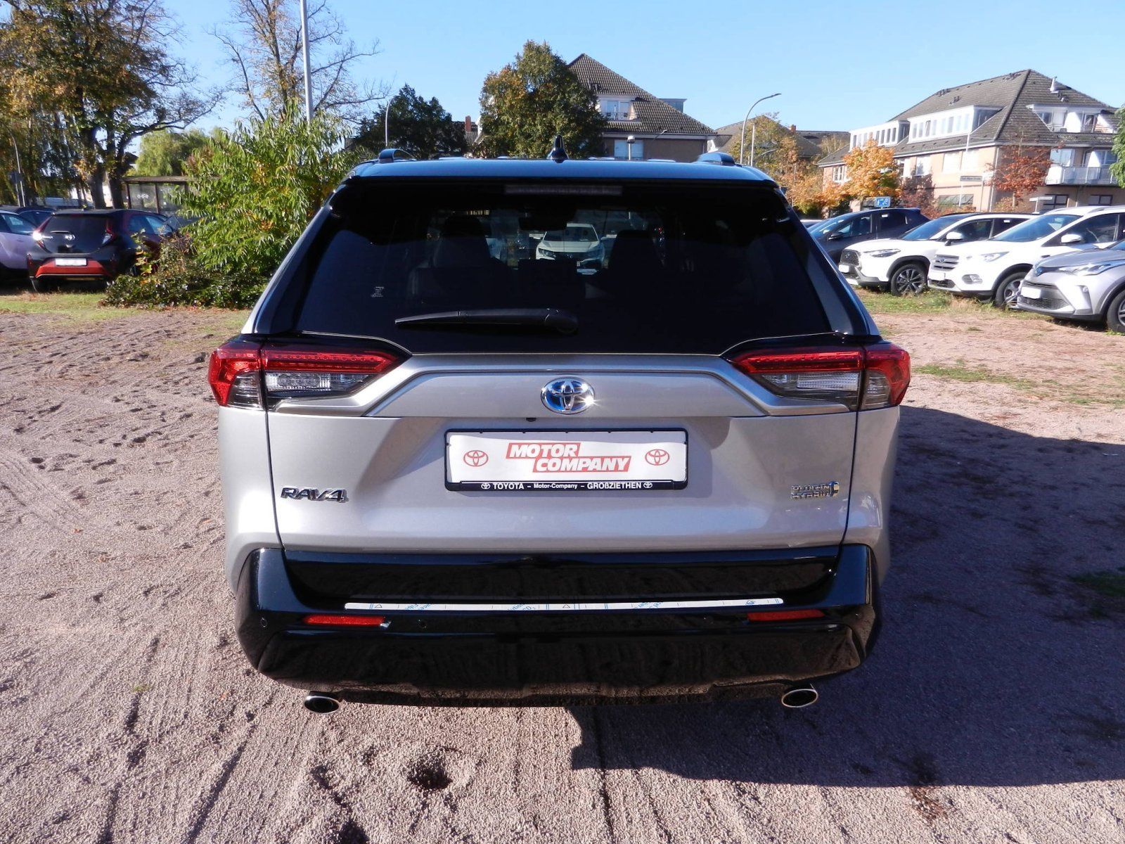 Toyota RAV 4 2,5 Plug In Style