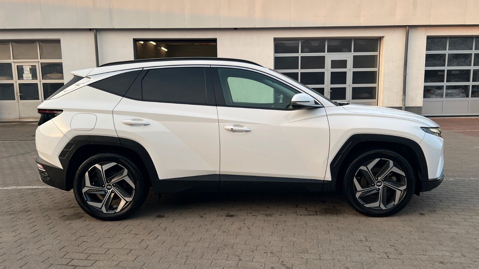 Hyundai TUCSON 1.6 T-GDI PHEV *Navi*ACC*LED*RFKamera*