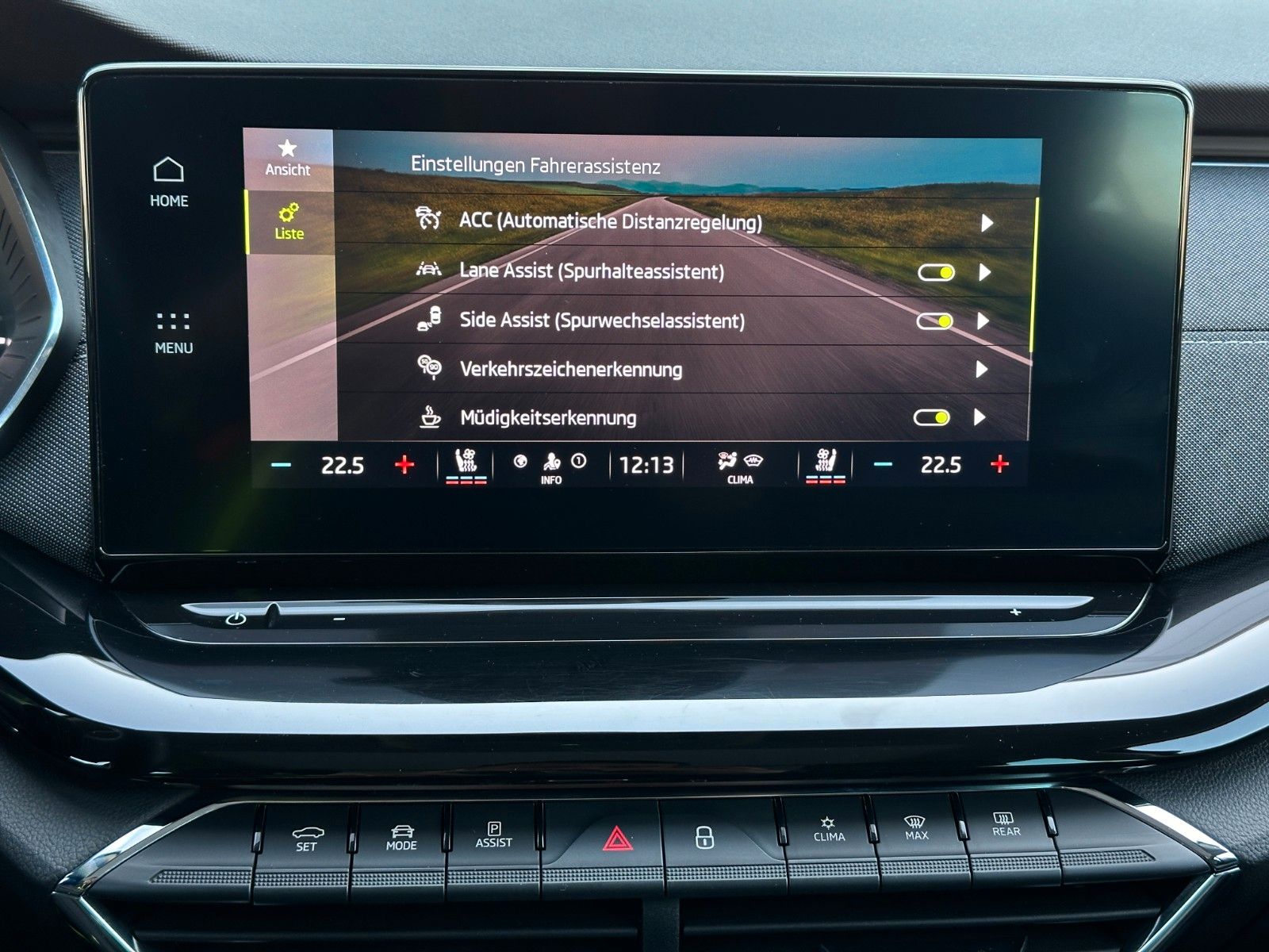 Skoda Octavia Combi 1.4TSi iV Style+ - Samsaru's Car Outlet