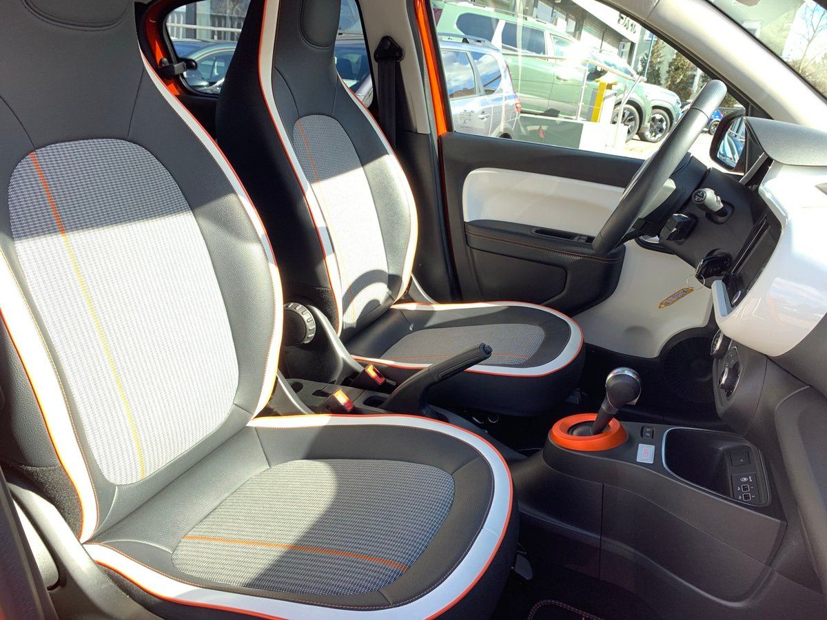 Renault Twingo ELECTRIC - Samsaru's Car Outlet