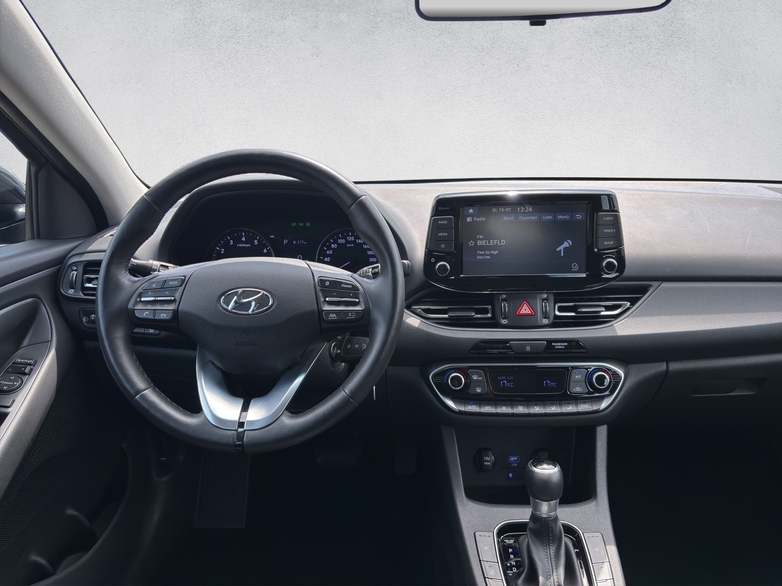 Hyundai i30 1.0 T-GDi DCT Trend - Samsaru's Car Outlet