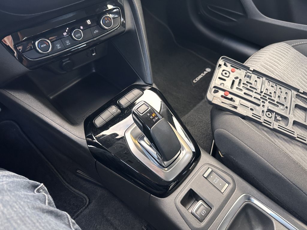 Opel Corsa-e Edition - Samsaru's Car Outlet