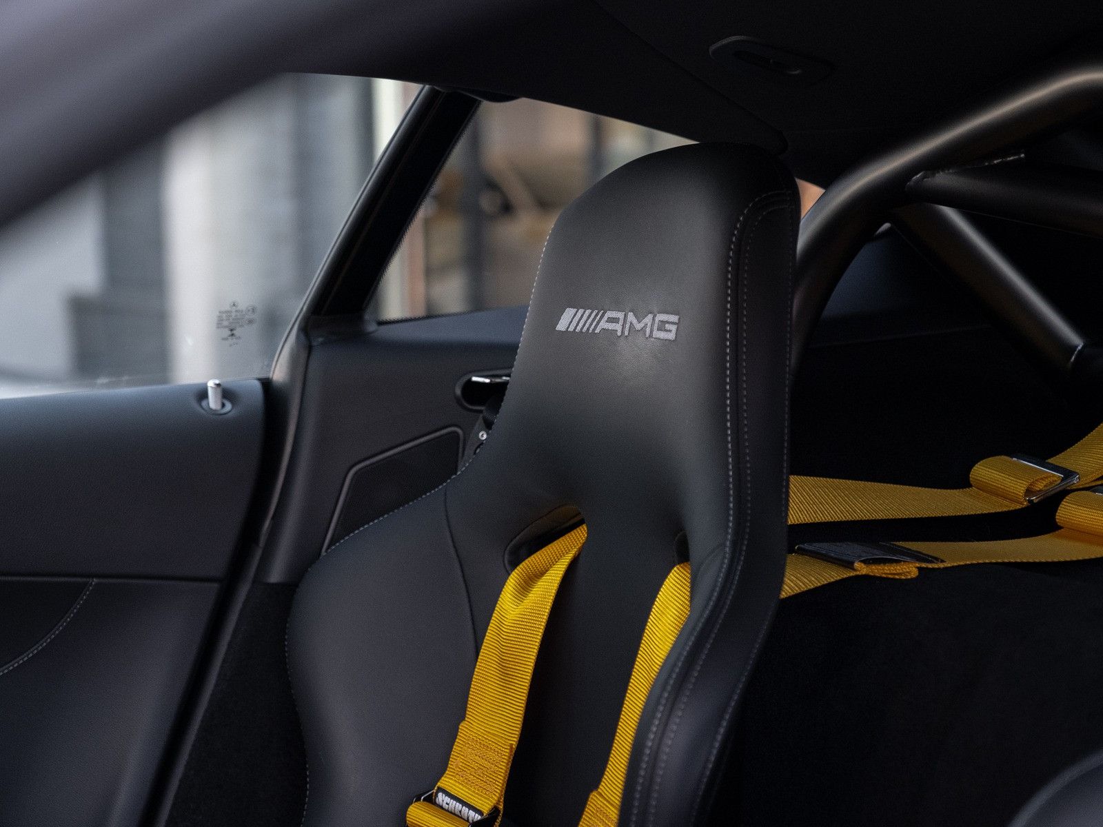 Mercedes-Benz AMG GT R Pro - Samsaru's Car Outlet