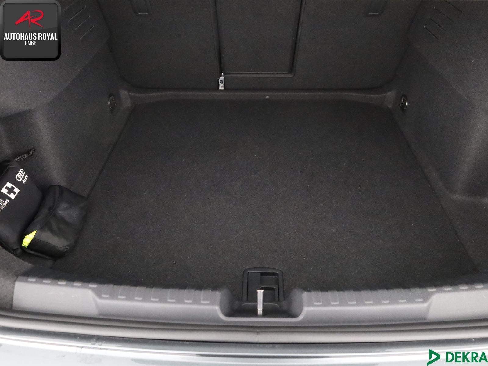 Audi A3 Limousine 40 TDI qu S LINE - Samsaru's Car Outlet