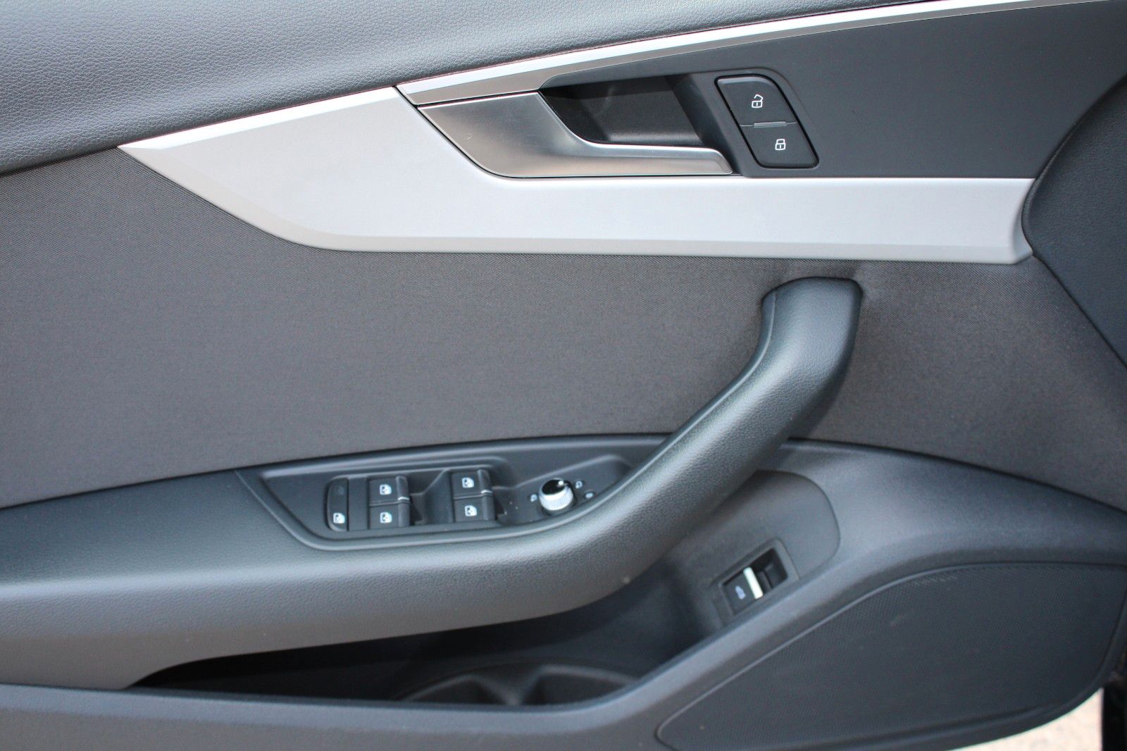 Audi A4 Avant 40 TDI - Samsaru's Car Outlet