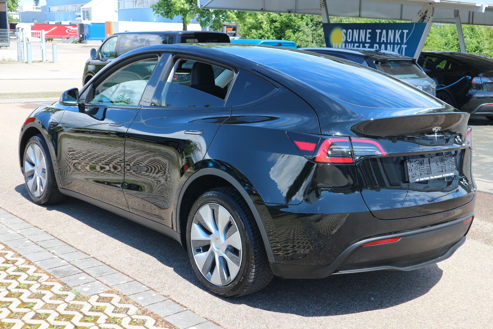 Tesla Model Y Long Range Dual AWD Leder Panoramadach