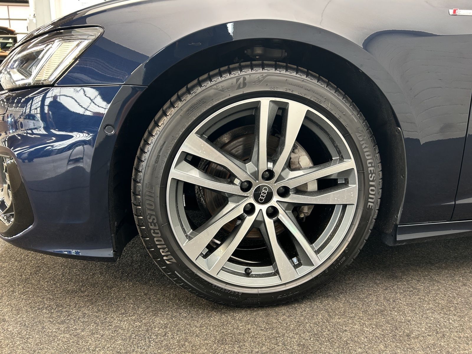 Audi A6 Avant 40 TDI S-LINE*NAVI-PLUS*MATRIX*HUD*OPTI