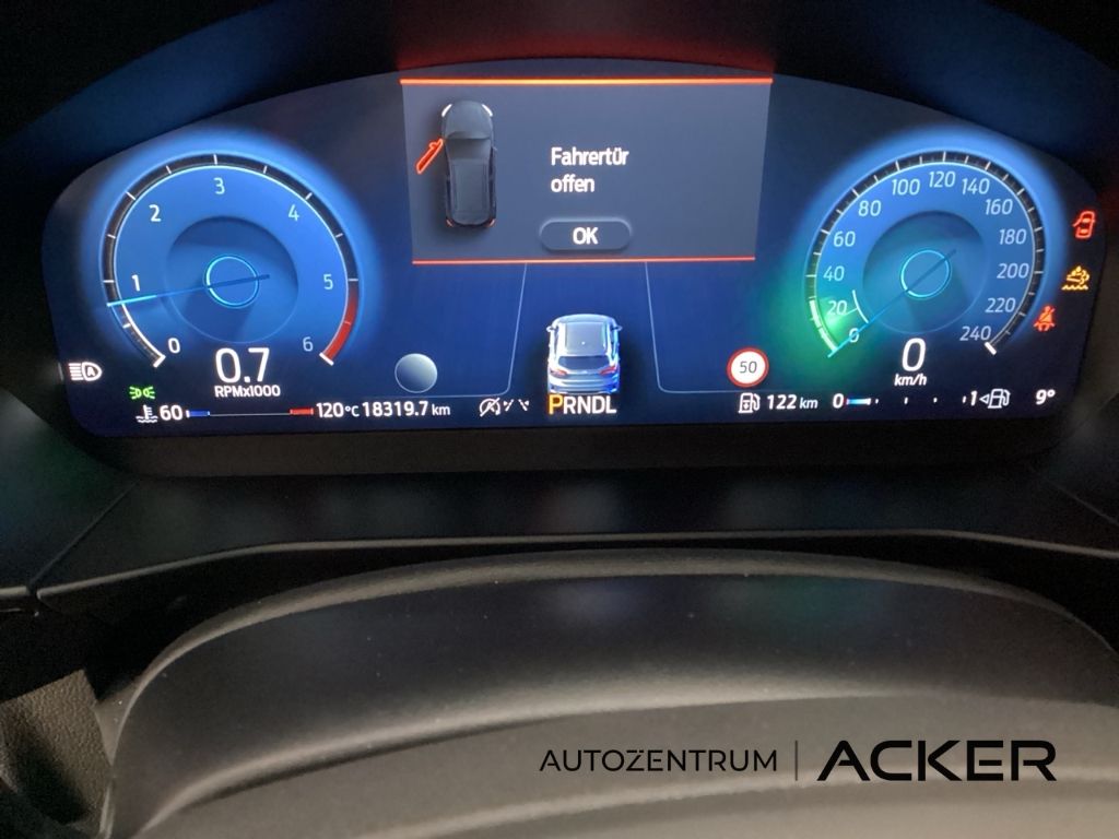 Ford Focus 1.5 EcoBlue Turnier ST-Line X 8AT. -50%*