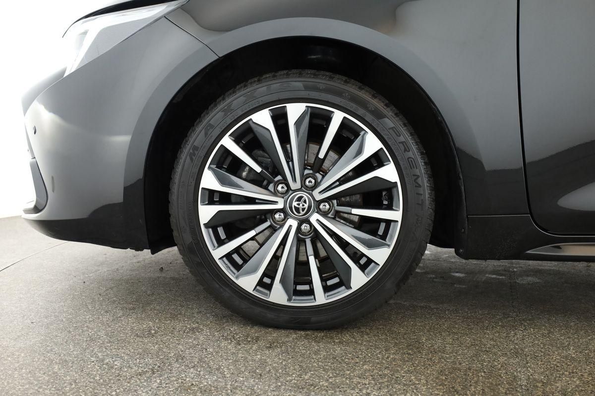 Toyota Corolla Touring Sports 2.0 CVT Team D Navi Kam