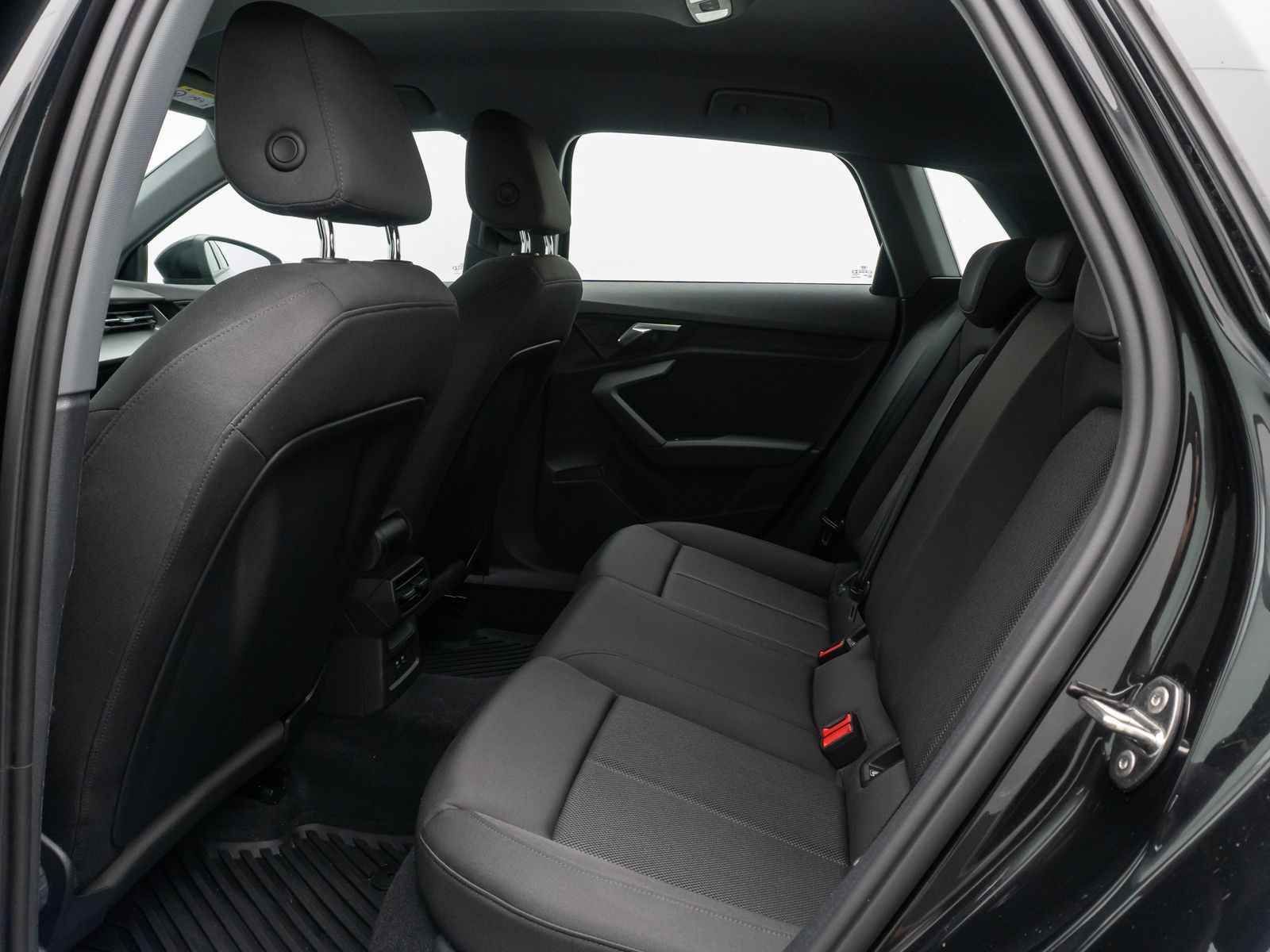 Audi A3 35 TFSI Sportback - Samsaru's Car Outlet