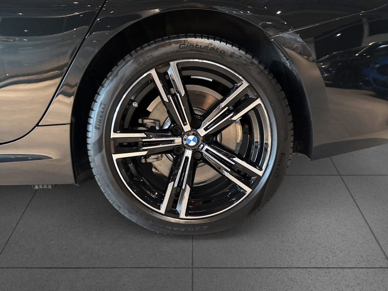 BMW 330e xDrive Lim M Sport HUD,360°,DA,ACC,Memory