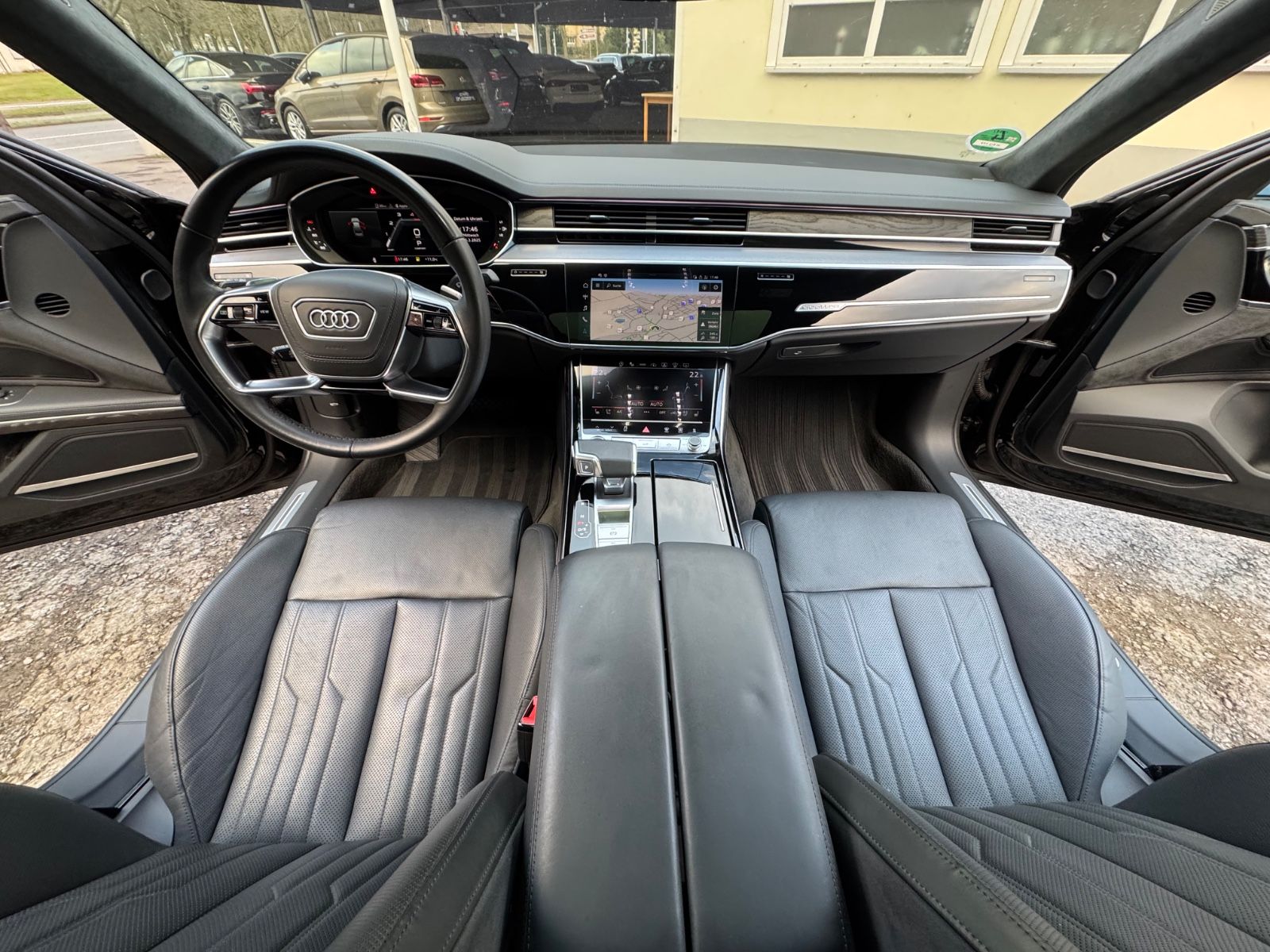 Audi A8 L 50 TDI Lang quattro S-Line Black - Samsaru's Car Outlet