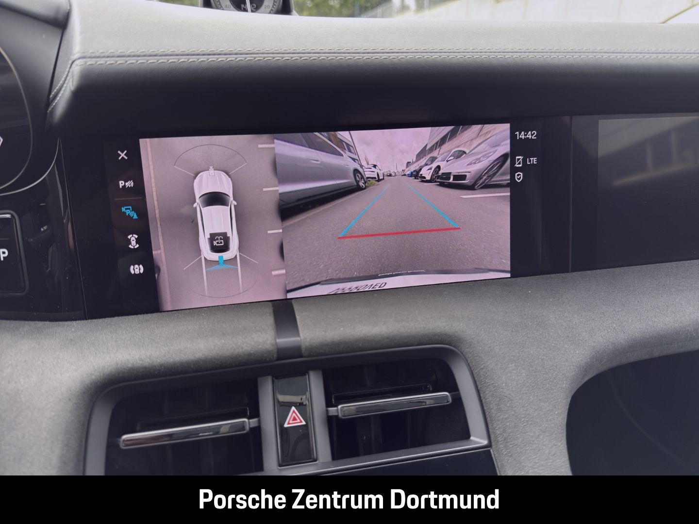 Porsche Taycan GTS Head-Up LED-Matrix Surround-View