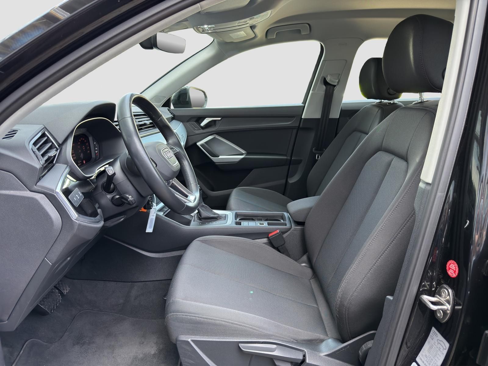 Audi Q3 35 TDI quattro - Samsaru's Car Outlet