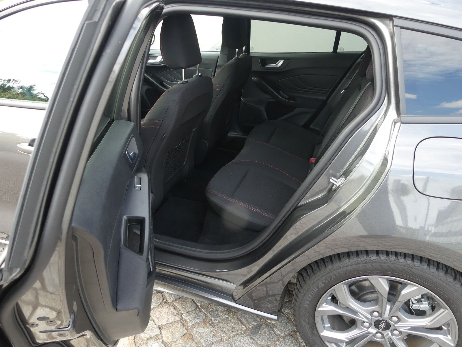 Ford Focus Turnier ST-Line X