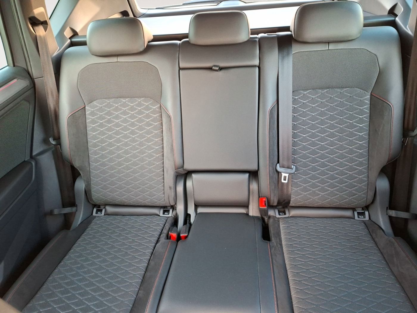 Seat Tarraco FR 1.5 TSI AHK ACC Beats CarPlay RFK