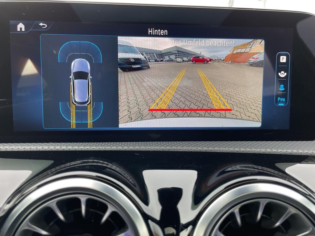 Mercedes-Benz A 180 - Samsaru's Car Outlet