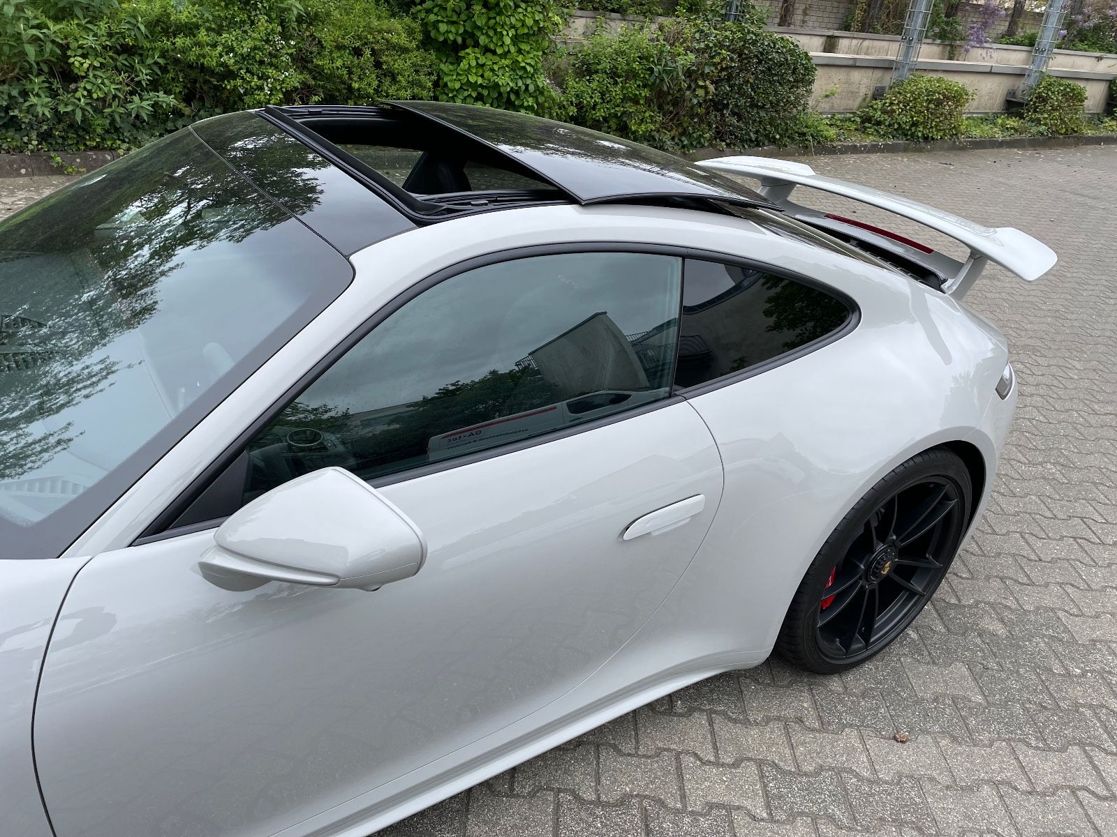 Porsche 911 Carrera GTS - Samsaru's Car Outlet