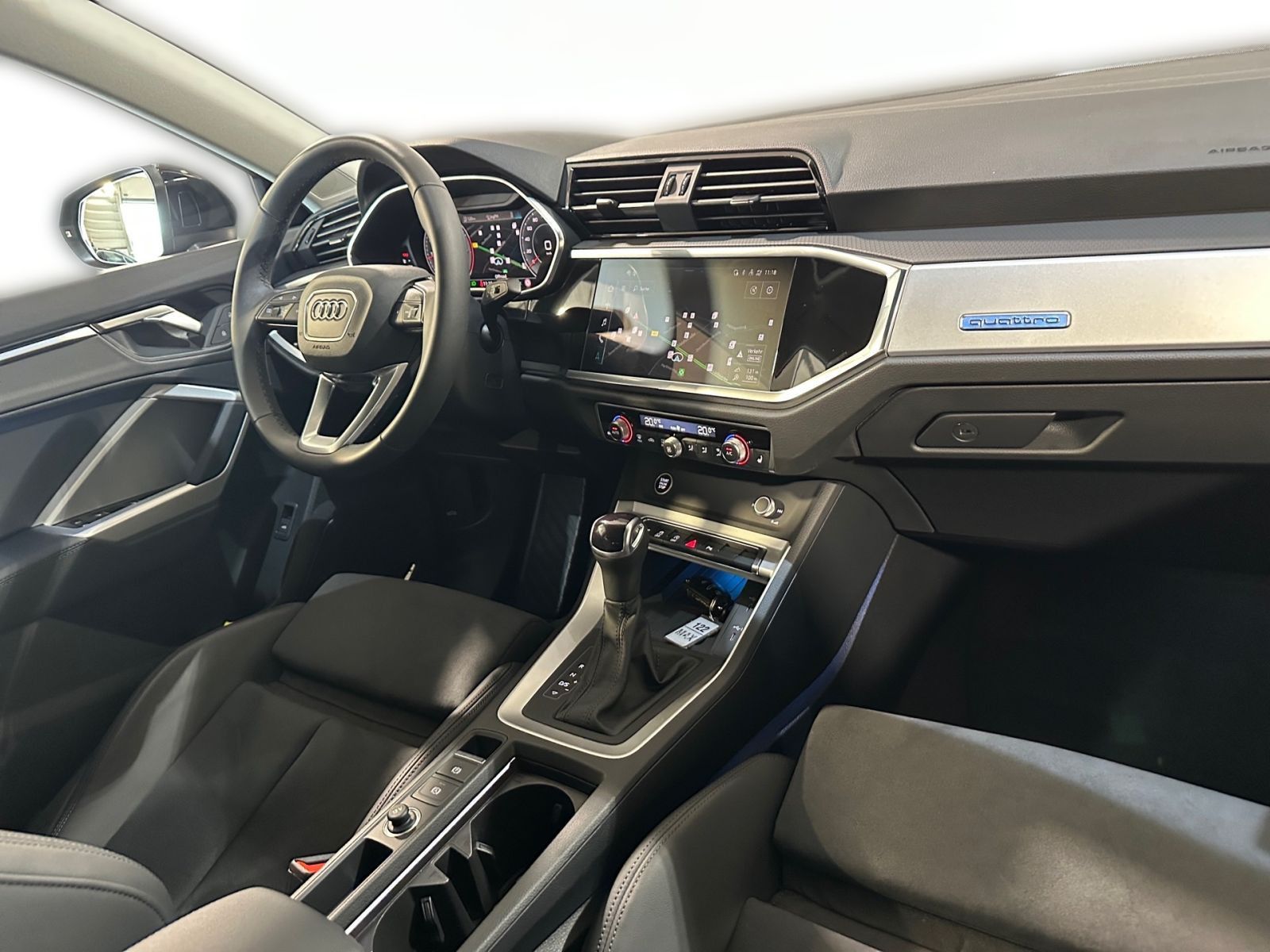 Audi Q3 Sportback 40 TFSI QUATT S LINE - Samsaru's Car Outlet