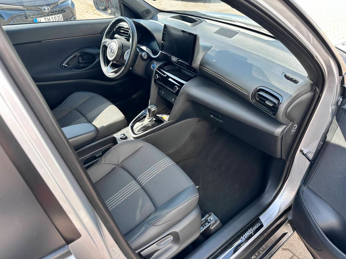 Toyota Yaris Cross 1,5 Hybrid 4x4, Adventure