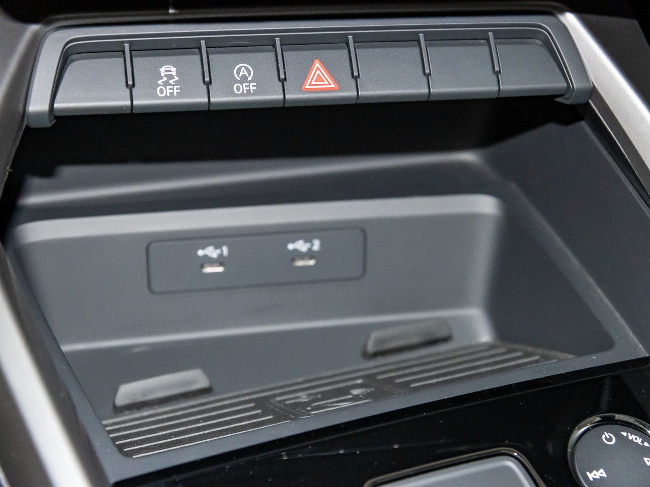 Audi A3 Sportback advanced 30 TFSI S tronic Pano AHK