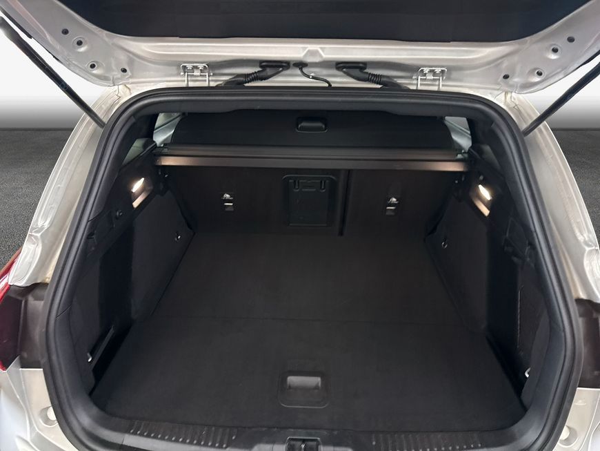Ford Focus Turnier 1.0 EcoBoost Hybrid Aut. ST-LINE X