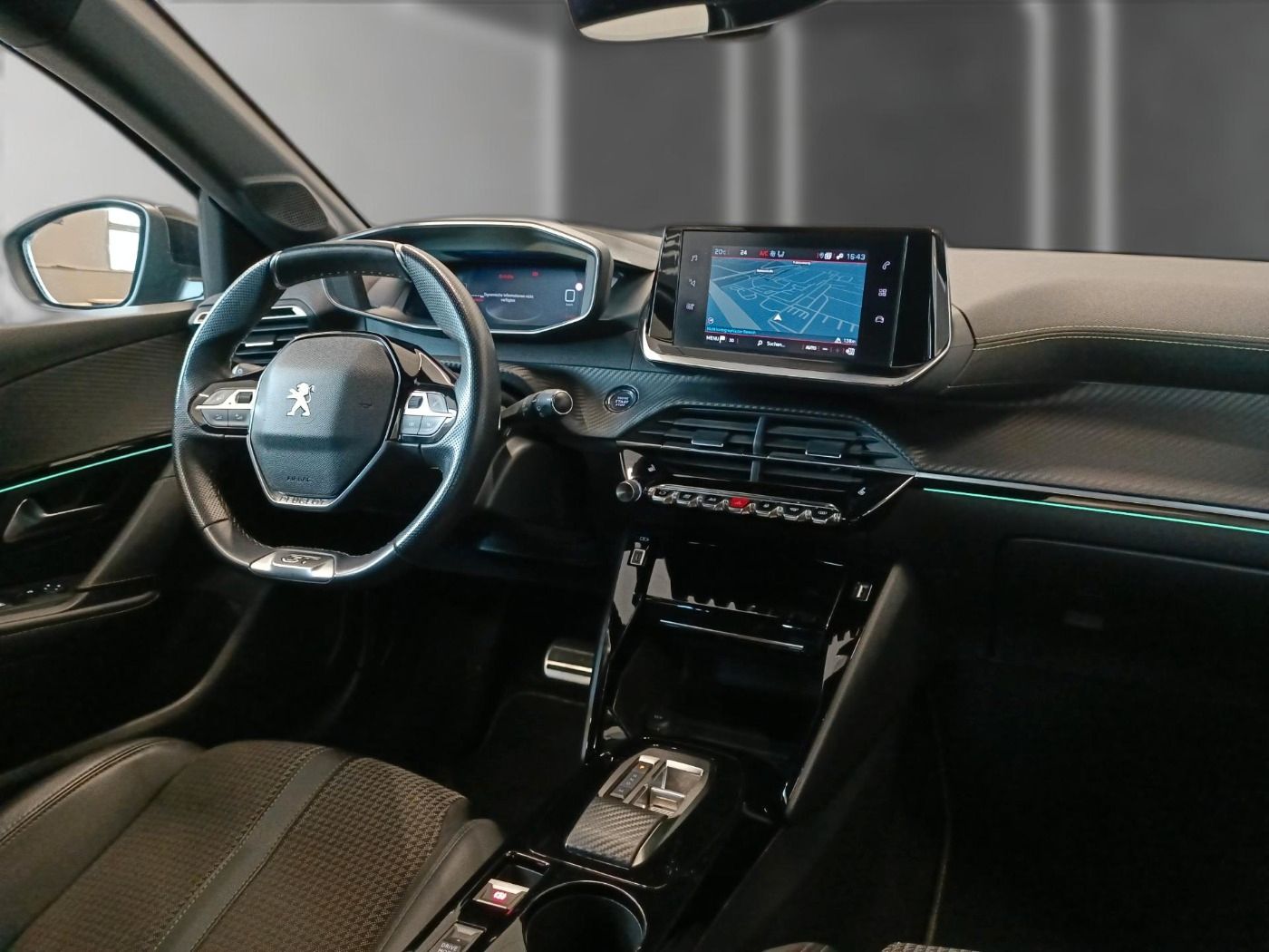 Peugeot 208 1.2 Pure Tech GT - Samsaru's Car Outlet